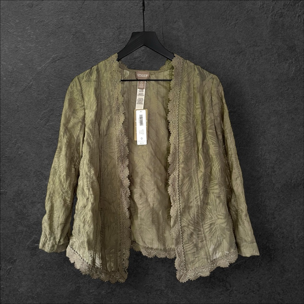 NWT Chico’s size 0 Palm Stripe Sheer Jacket Pattern Vetiver